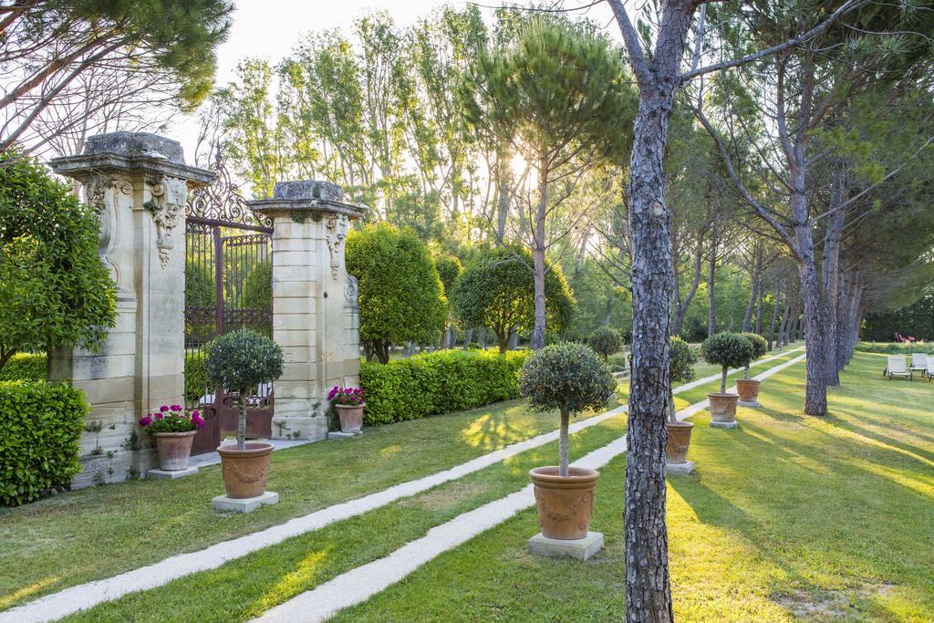 Chateau Talaud Bed and Breakfast Loriol-du-Comtat Exterior foto