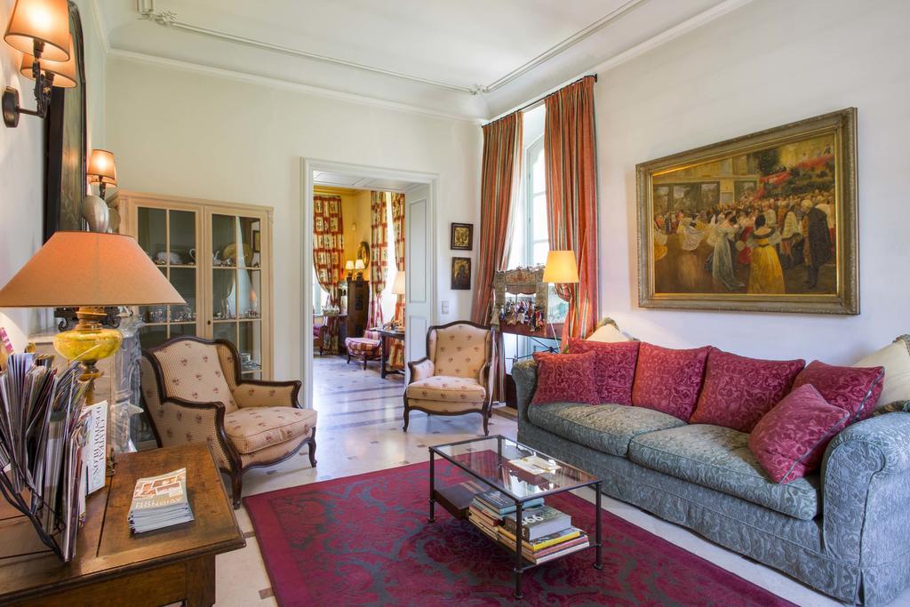 Chateau Talaud Bed and Breakfast Loriol-du-Comtat Exterior foto