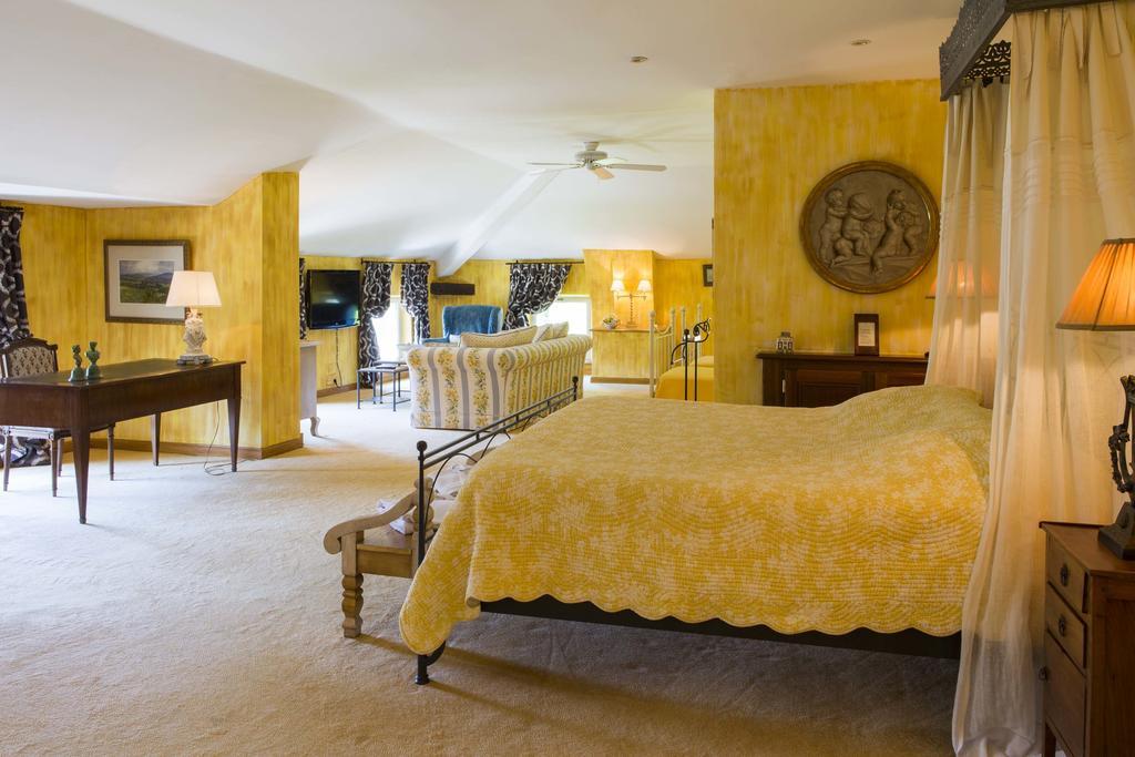 Chateau Talaud Bed and Breakfast Loriol-du-Comtat Habitación foto